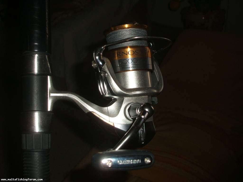 Shimano Aernos xt 5000 spinning.