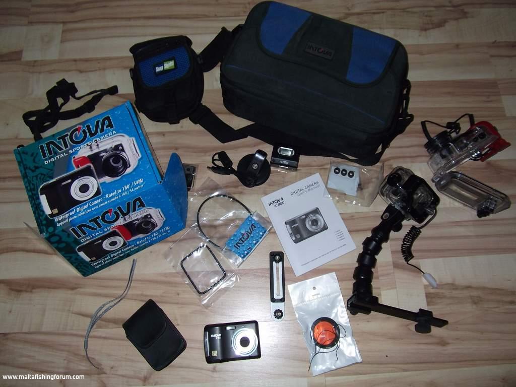 For sale Intova IC800 underwater camera